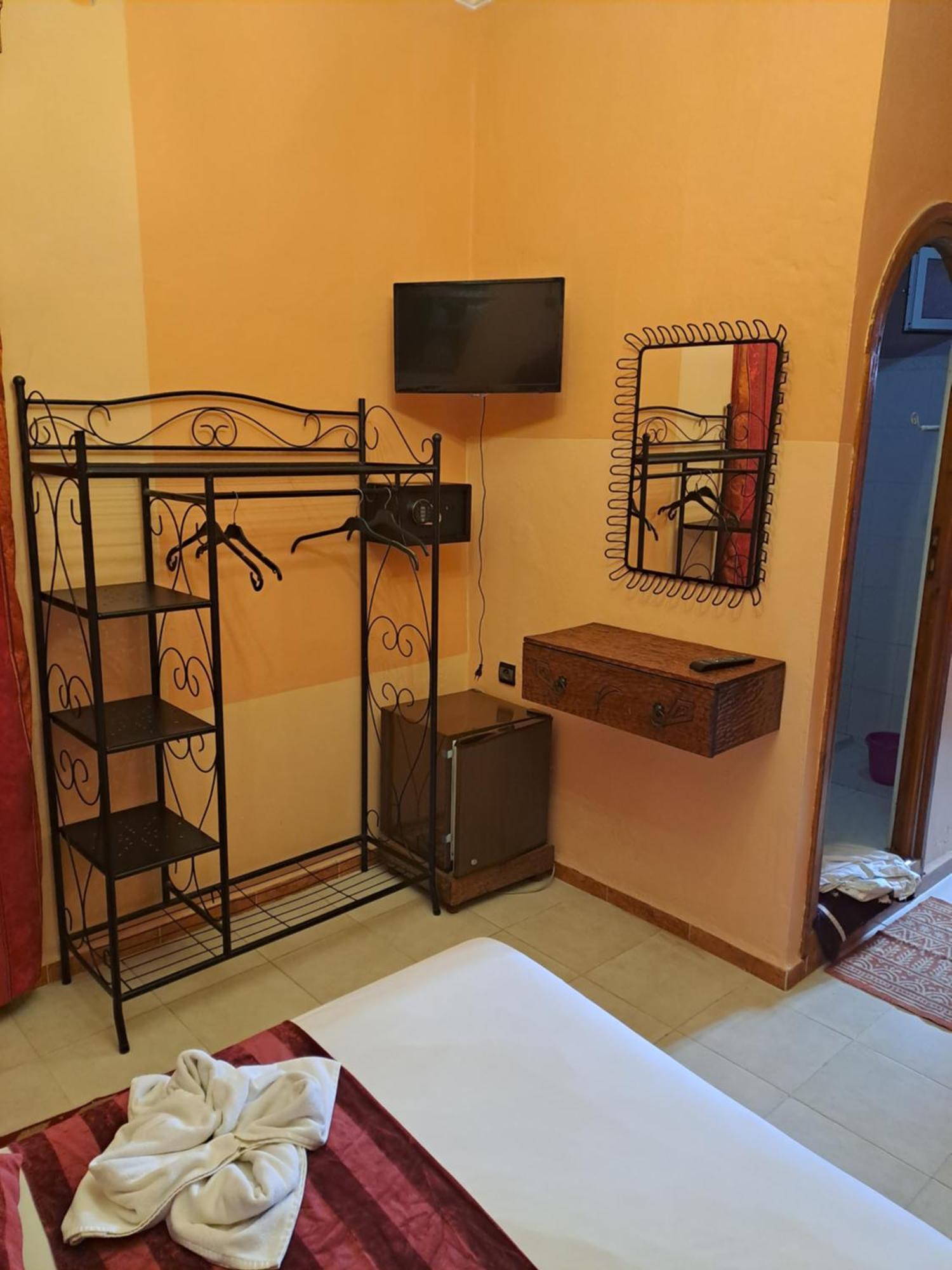 Hotel Casa Khaldi Chefchaouen Bagian luar foto