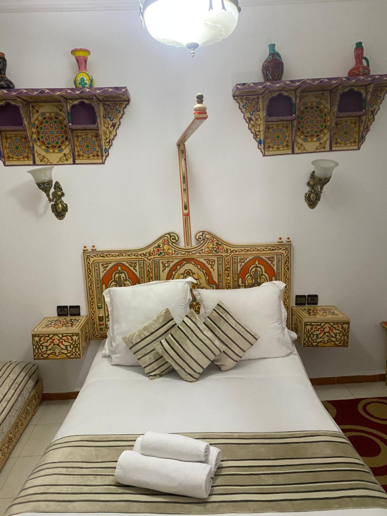 Hotel Casa Khaldi Chefchaouen Bagian luar foto