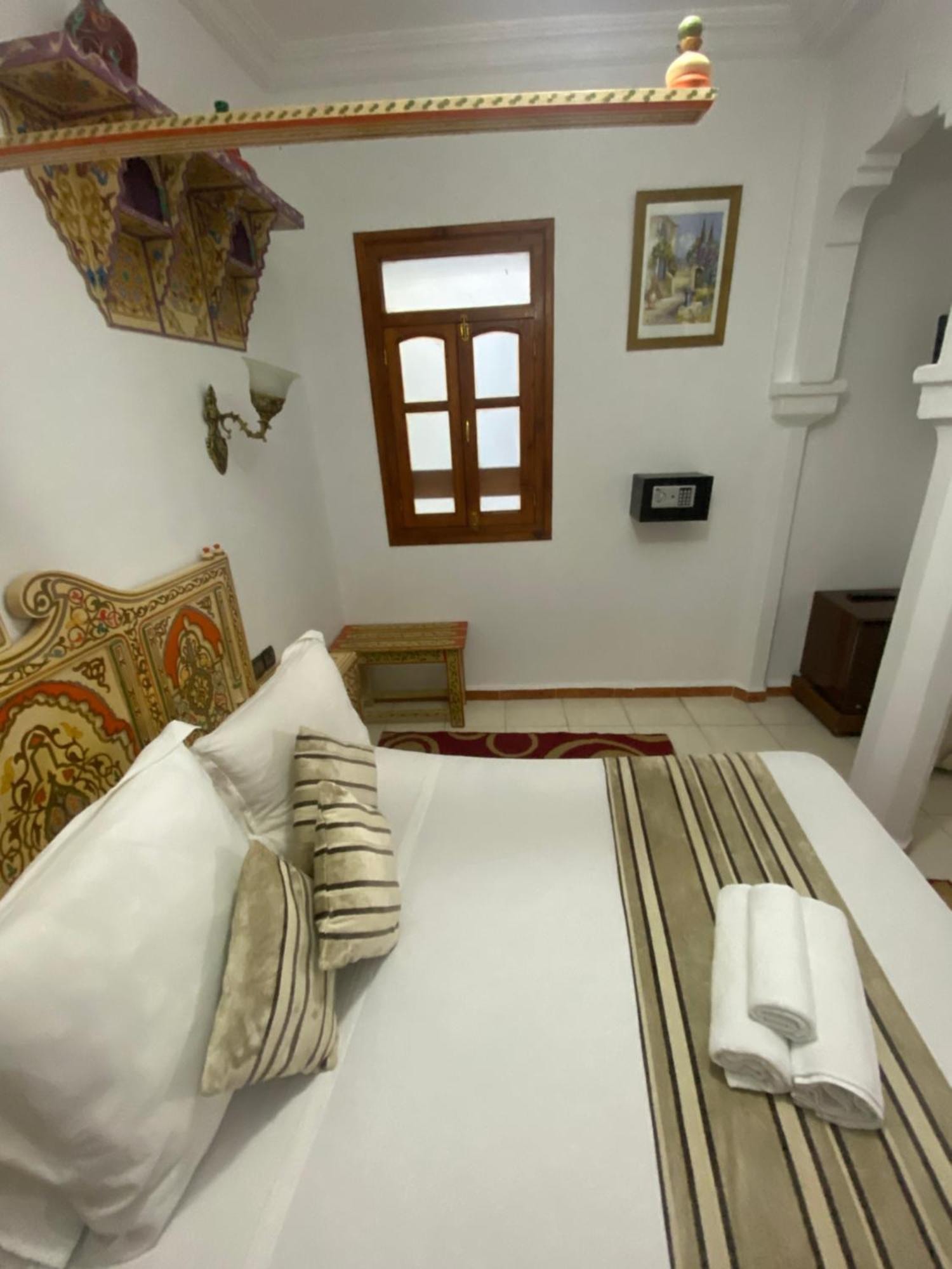 Hotel Casa Khaldi Chefchaouen Bagian luar foto